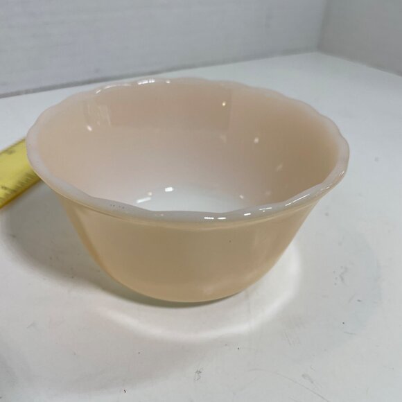 Vintage Fire-King Peach Lustre 6 Oz Custard Bowls Set Of 5 - Picture 8 of 11